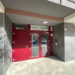 T27 Free Parking Ingyenes Zart Parkolo Apartament Győr