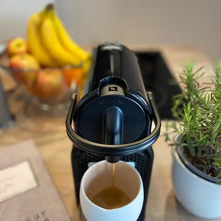 T27 Free Parking Ingyenes Zart Parkolo アパート ジュール