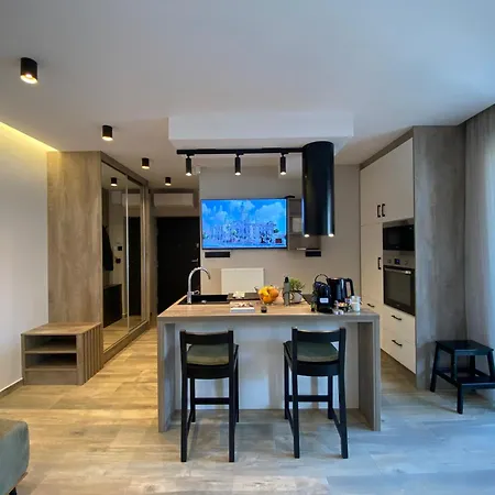 T27 - With Free Parking And Large Balcony Γκιόρ