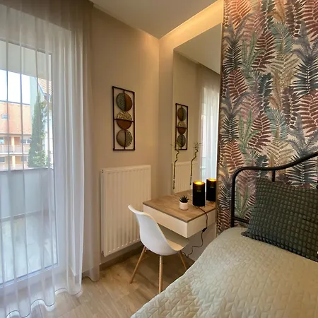 T27 Free Parking Ingyenes Zart Parkolo ジュール